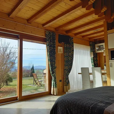 לינה וארוחת בוקר Al Sogno 3*